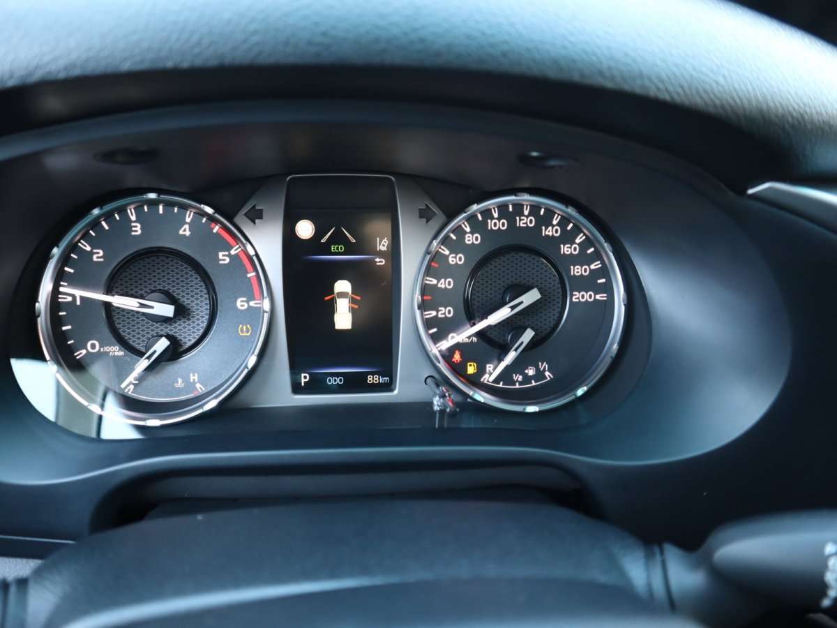 Fahrzeugbild eines Toyota Hilux