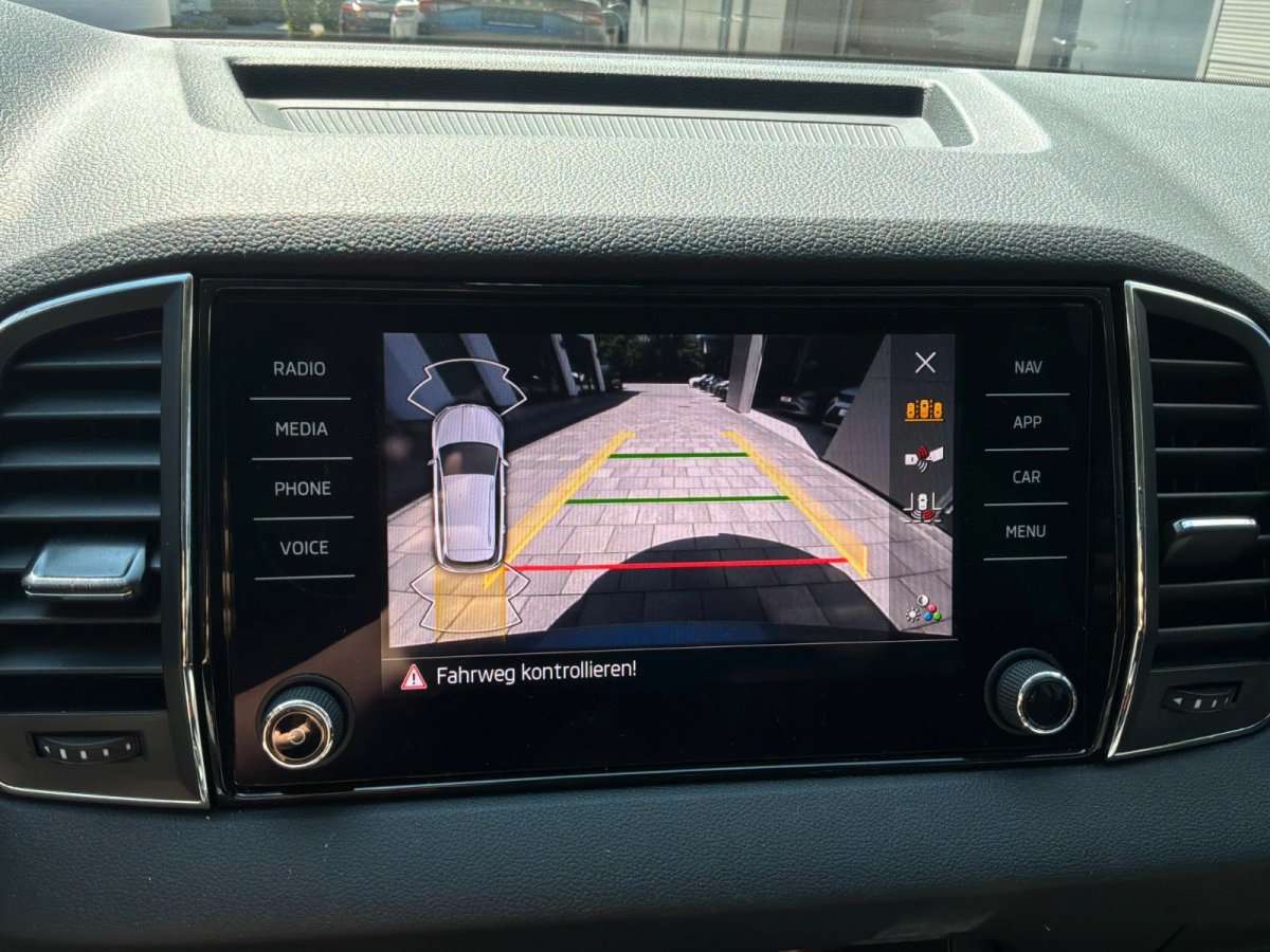 Fahrzeugbild eines Skoda Karoq