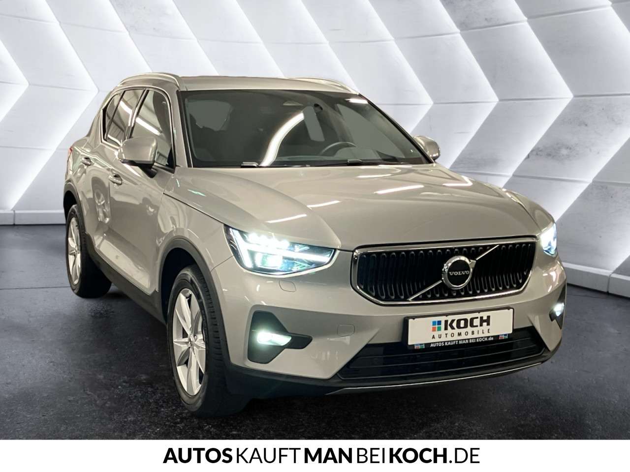Fahrzeugbild eines Volvo XC40
