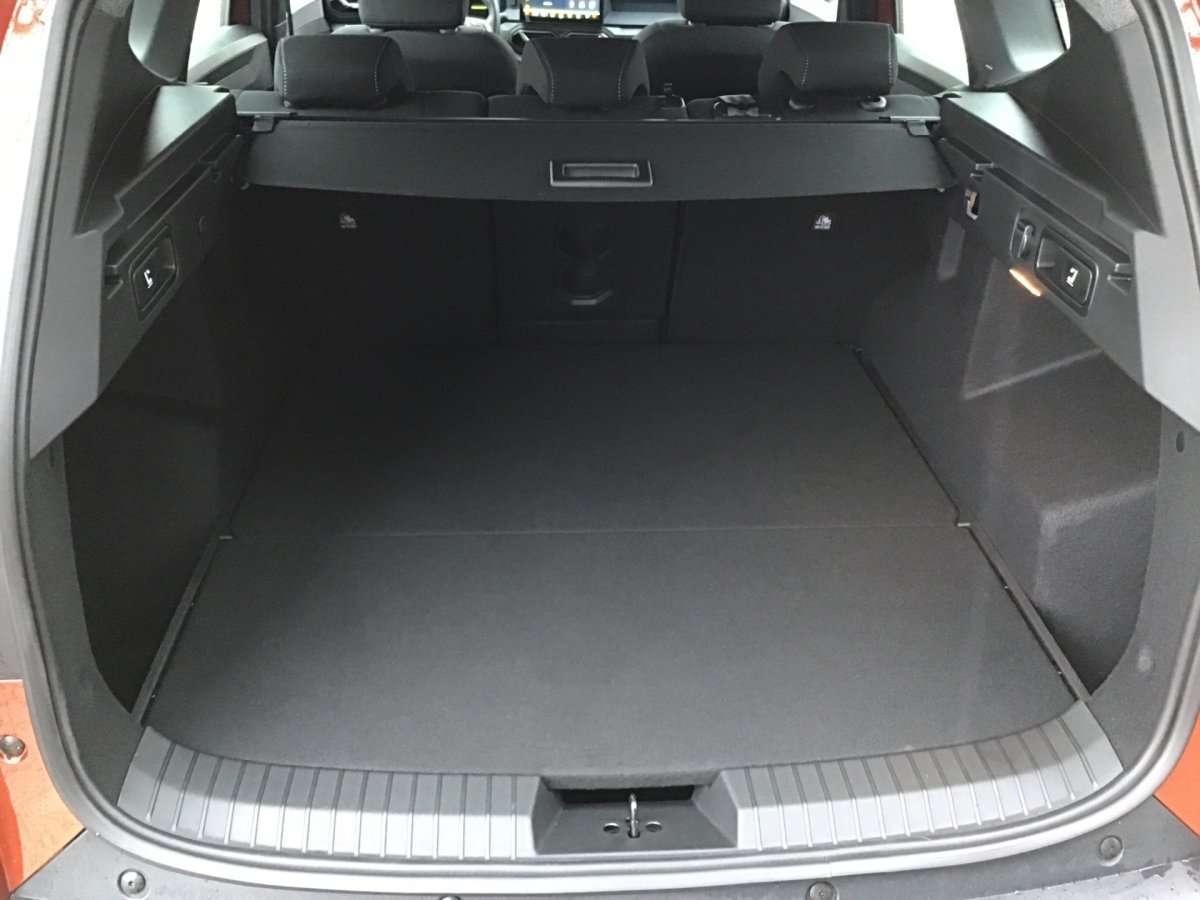 Fahrzeugbild eines Dacia Bigster