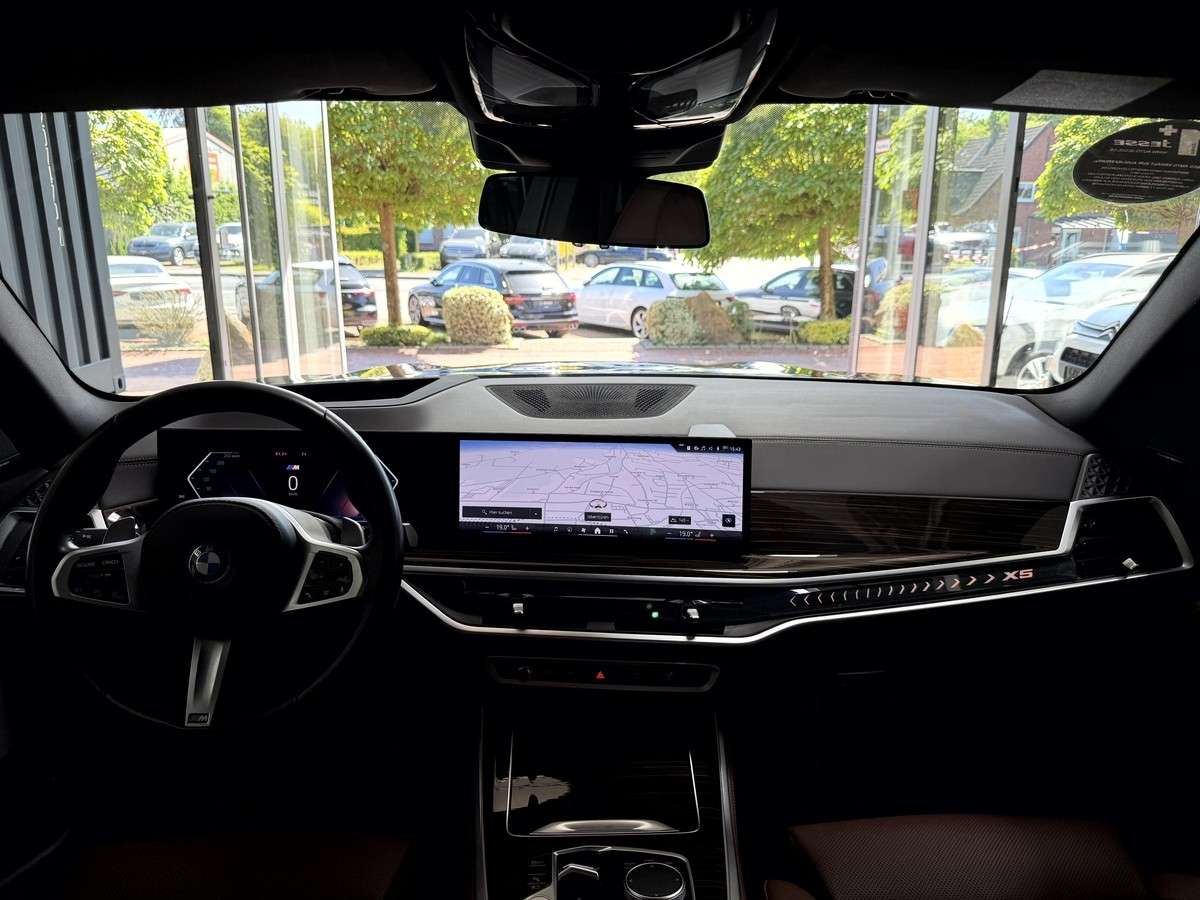 Fahrzeugbild eines BMW X5
