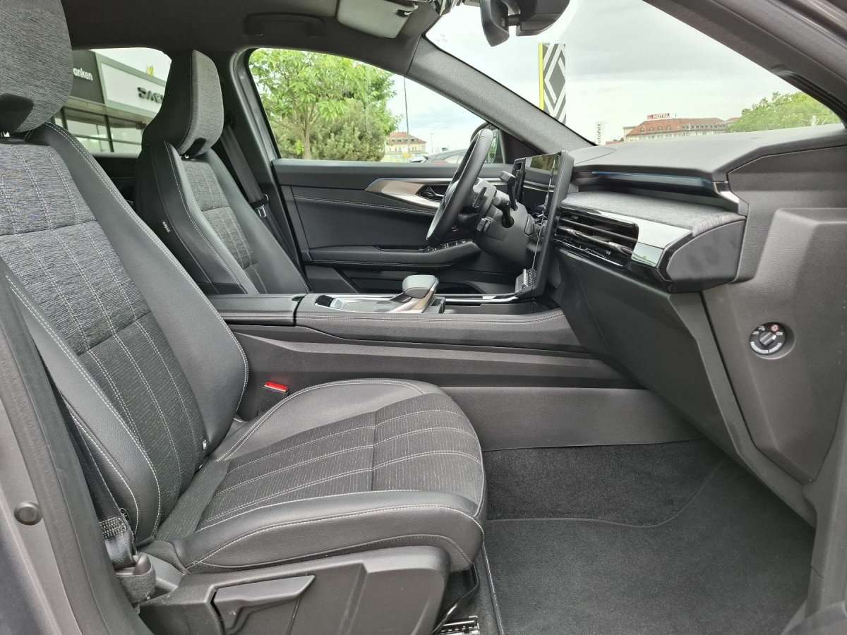 Fahrzeugbild eines Renault Austral