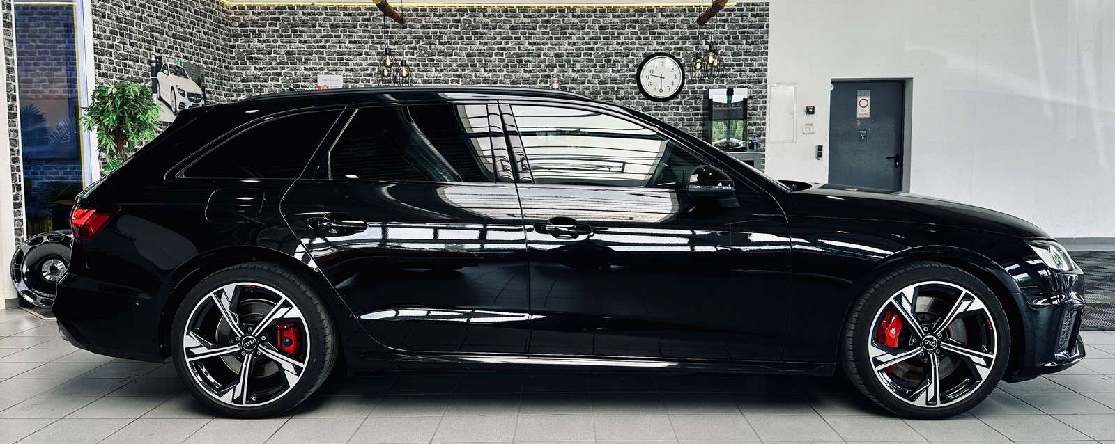 Fahrzeugbild eines Audi S4