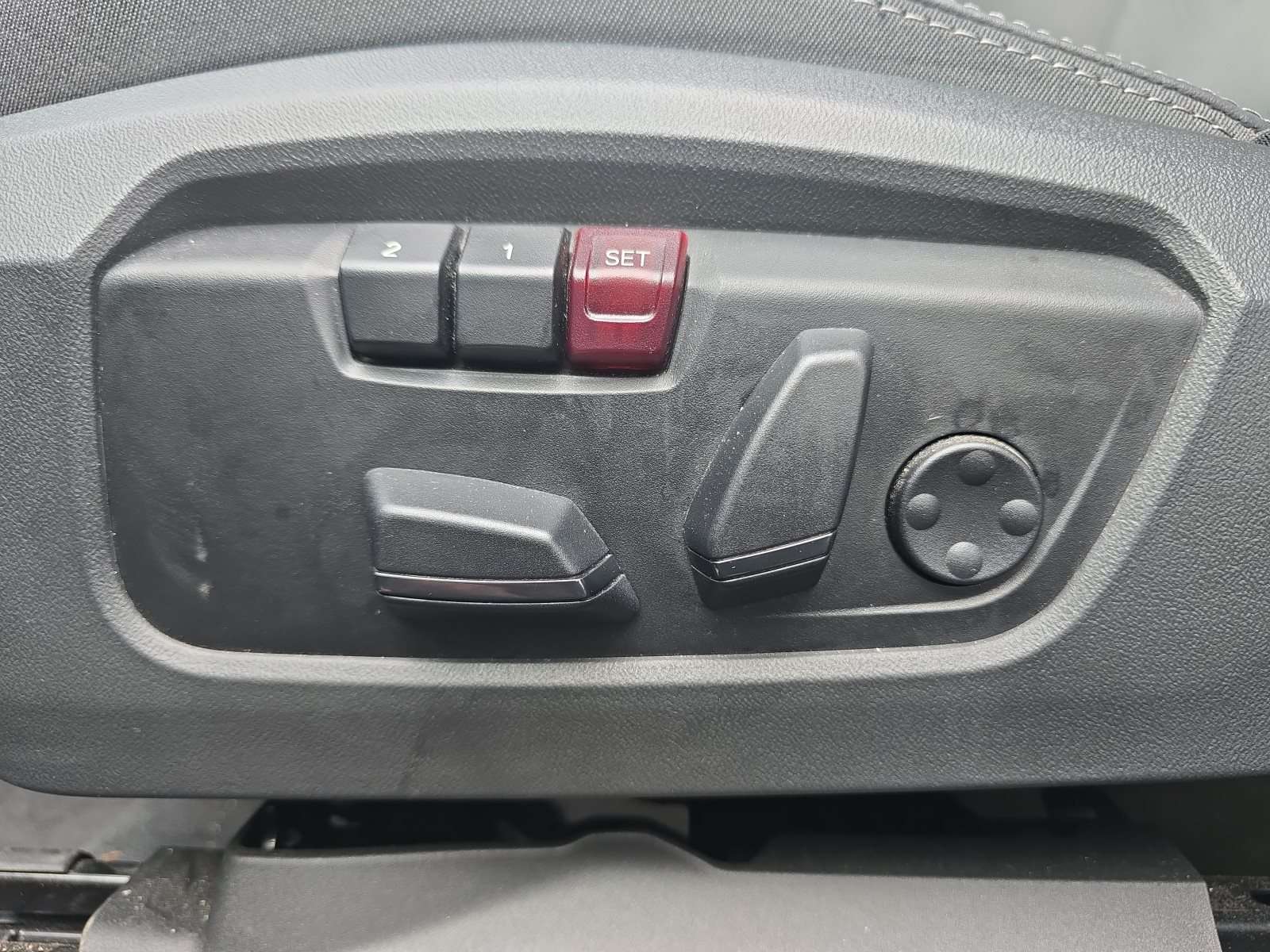 Fahrzeugbild eines MINI MINI