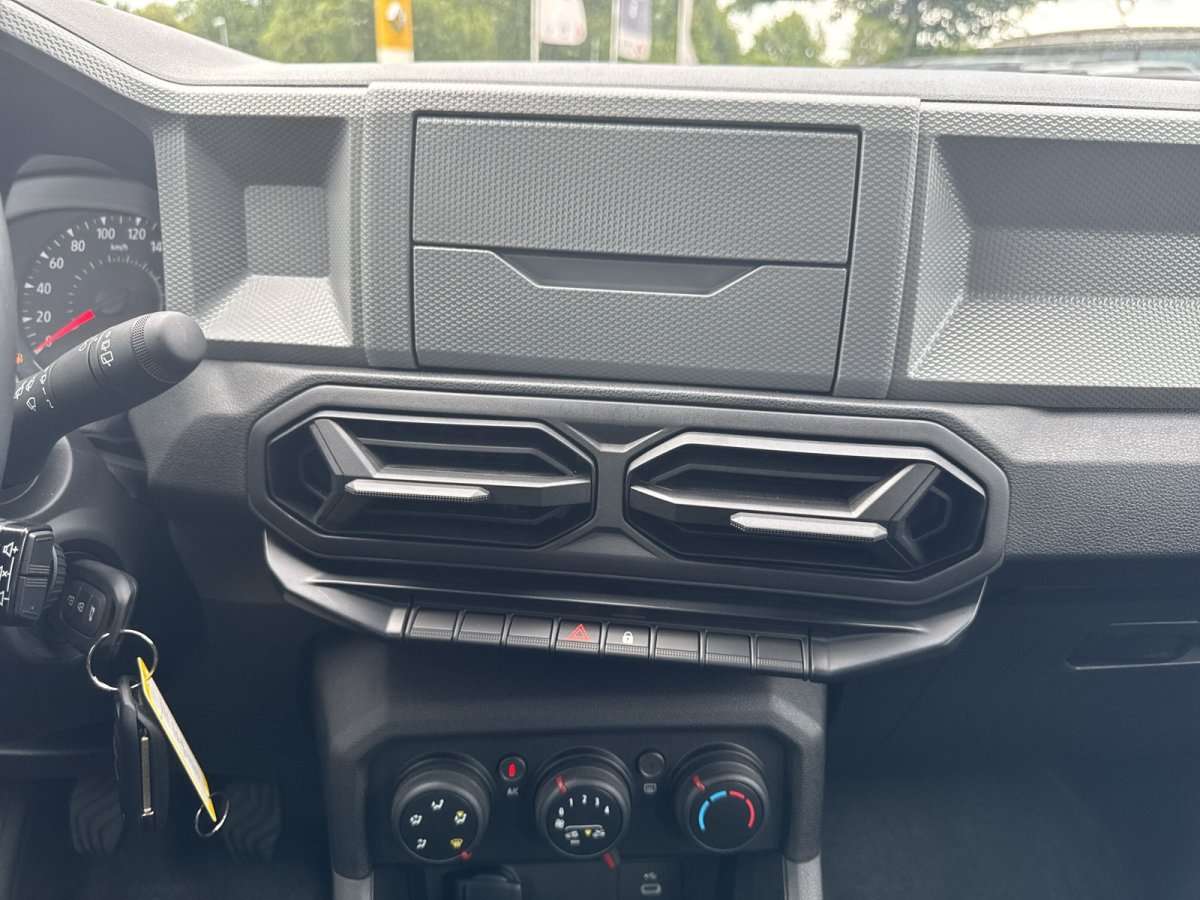 Fahrzeugbild eines Dacia Duster