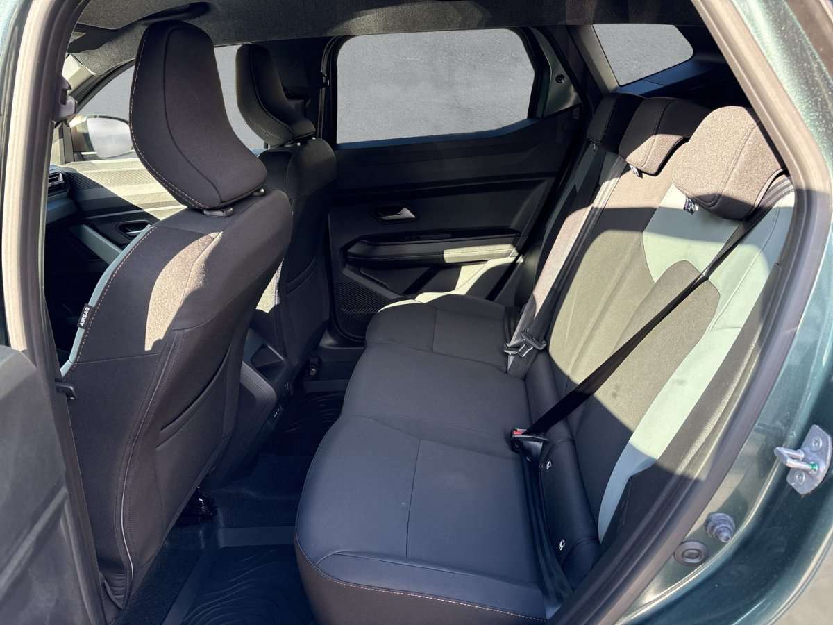 Fahrzeugbild eines Dacia Duster