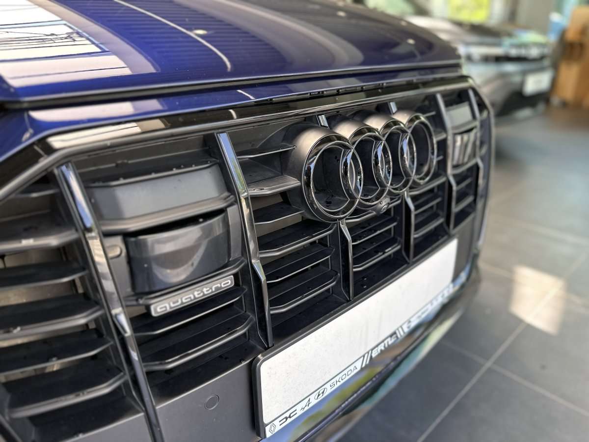 Fahrzeugbild eines Audi Q7