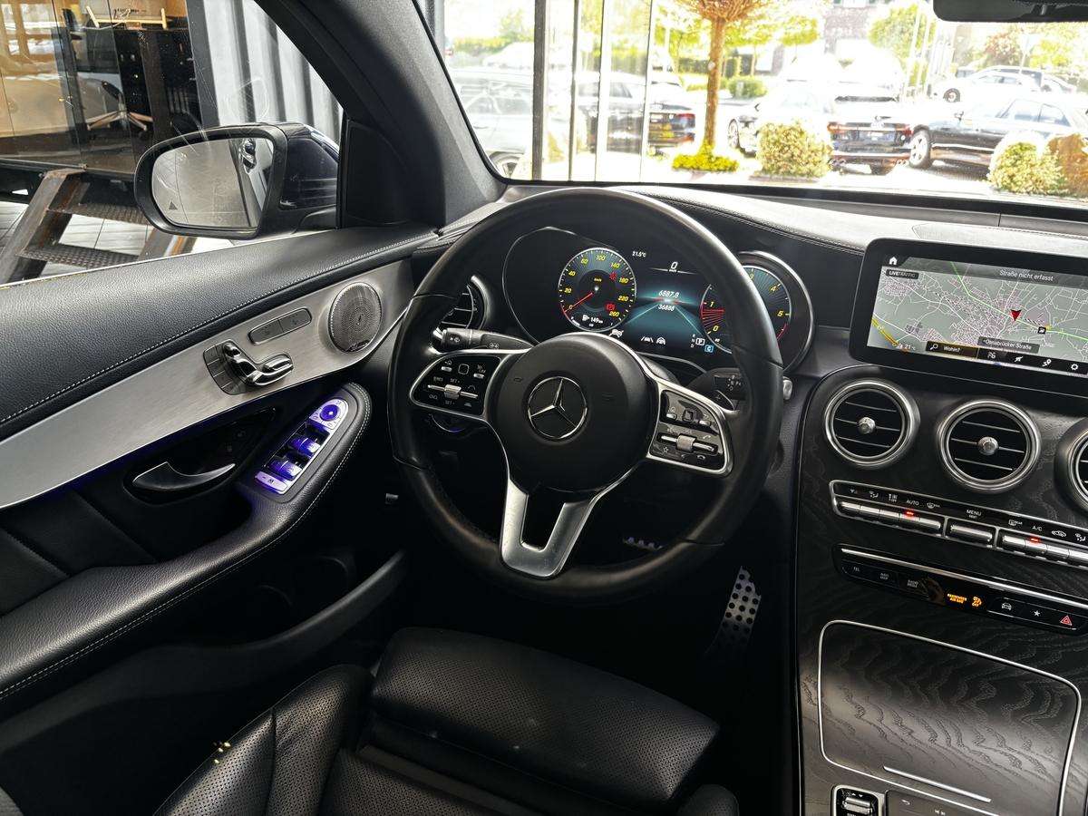 Fahrzeugbild eines Mercedes-Benz GLC