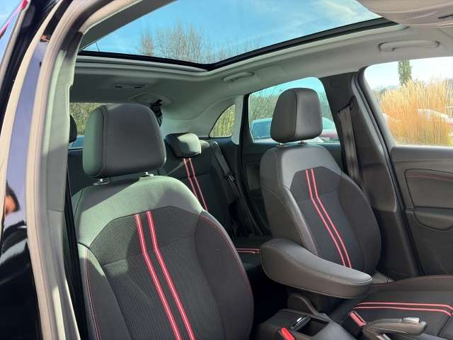 Fahrzeugbild eines Opel Crossland X