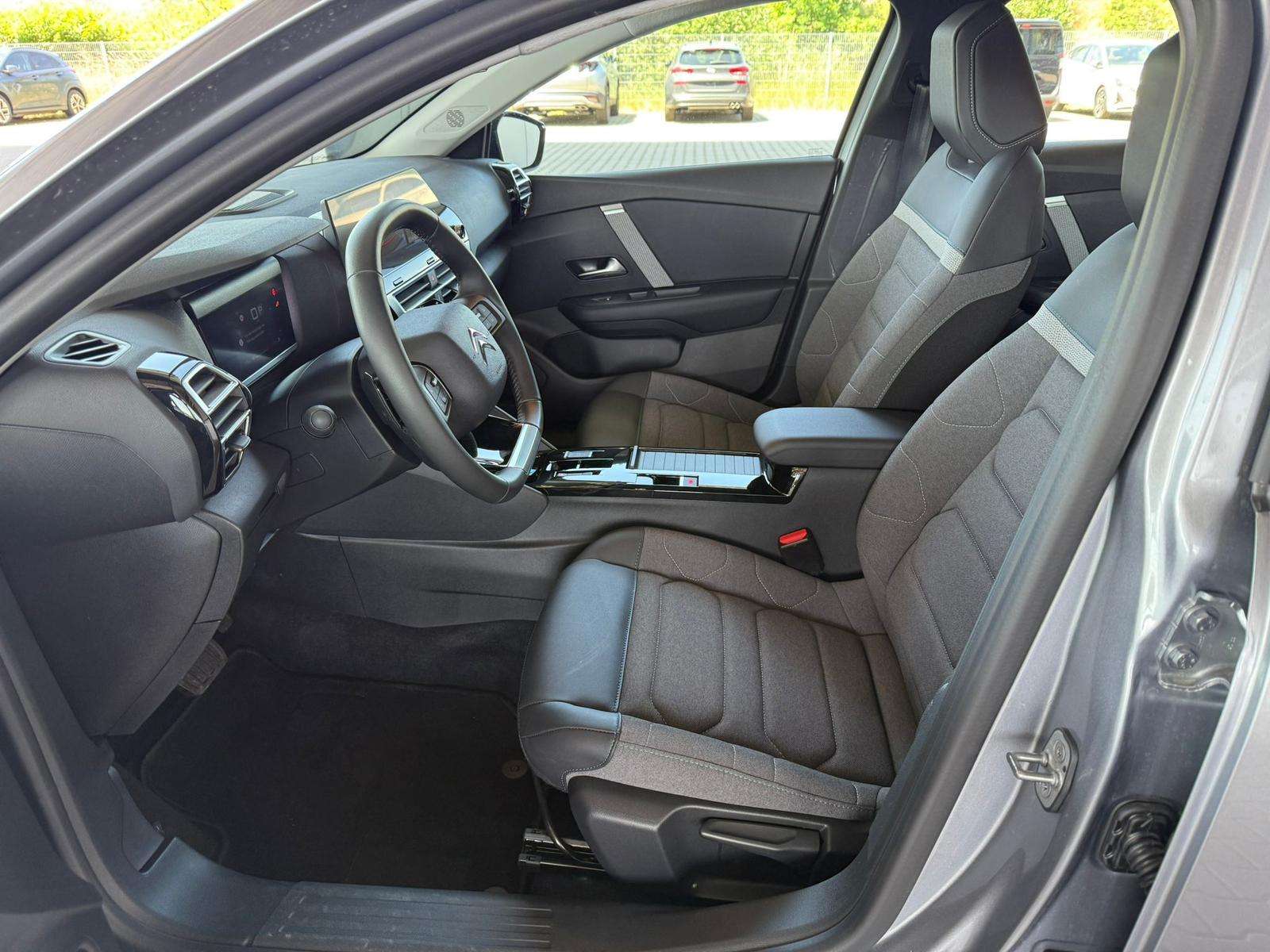 Fahrzeugbild eines Citroën C4