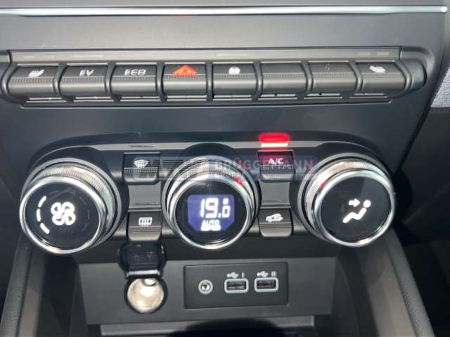 Fahrzeugbild eines Mitsubishi Colt