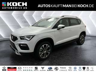 Schräge Frontansicht auf einen SEAT Ateca , freigestellt