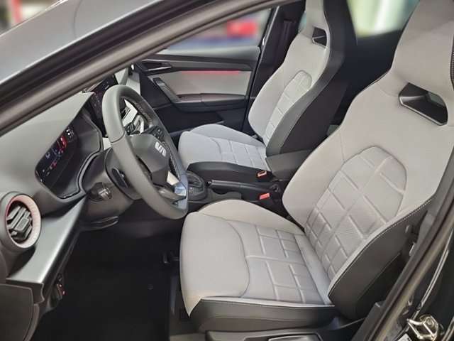 Fahrzeugbild eines SEAT Ibiza
