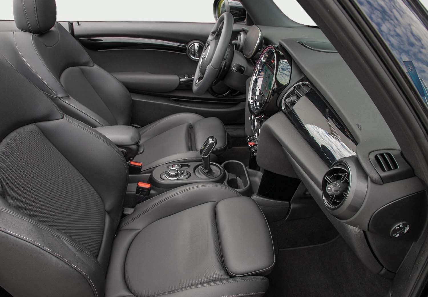 Fahrzeugbild eines MINI MINI