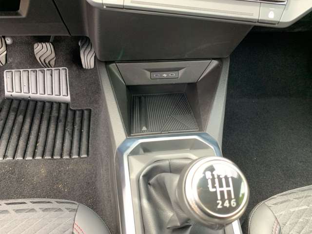 Fahrzeugbild eines Renault Clio
