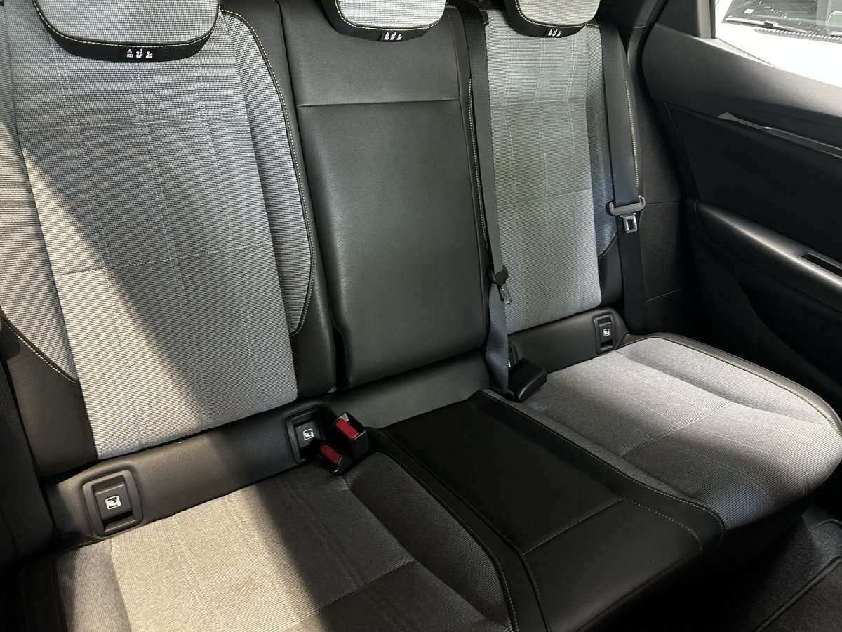 Fahrzeugbild eines Renault Megane E-TECH
