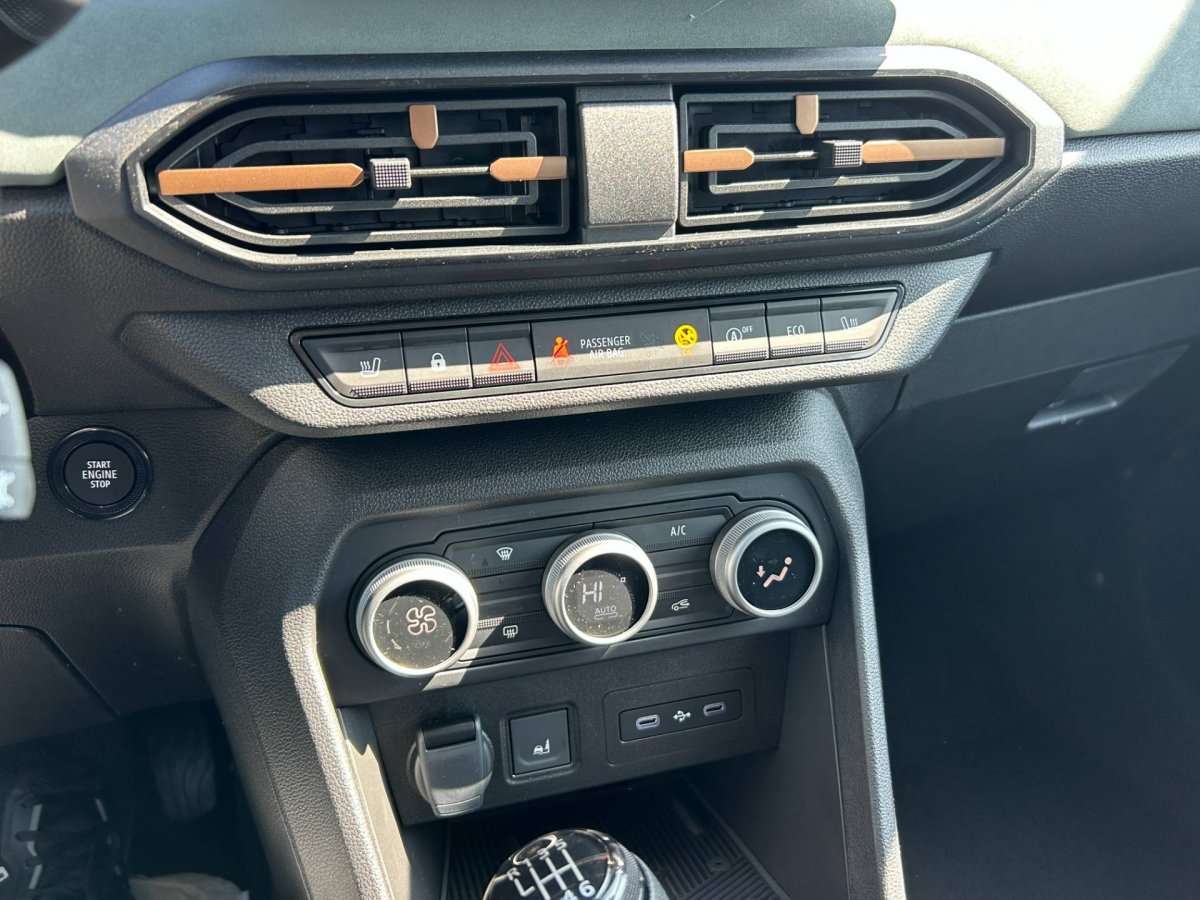 Fahrzeugbild eines Dacia Sandero