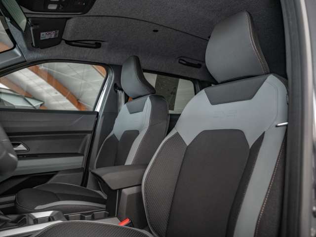 Fahrzeugbild eines Dacia Duster