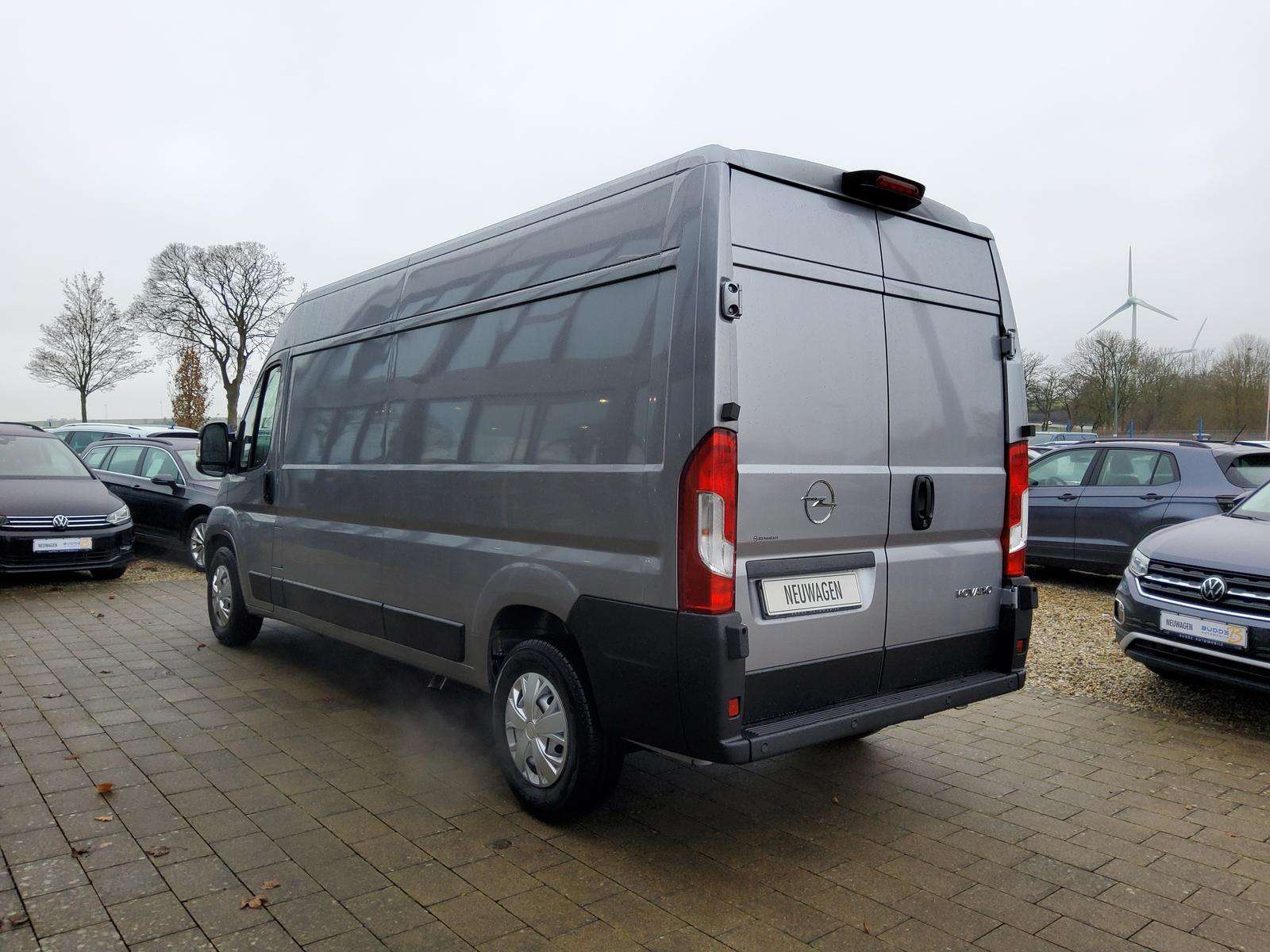 Fahrzeugbild eines Opel Movano