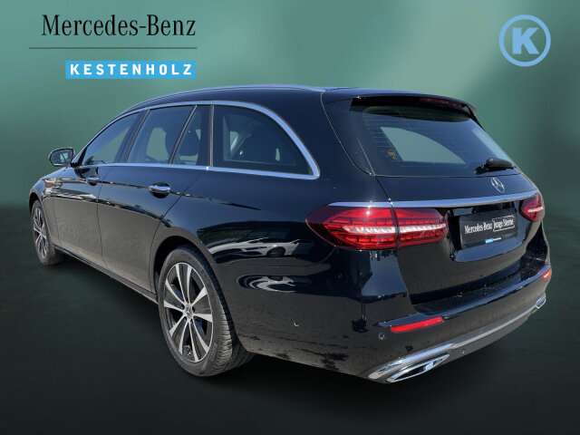 Fahrzeugbild eines Mercedes-Benz E-Klasse