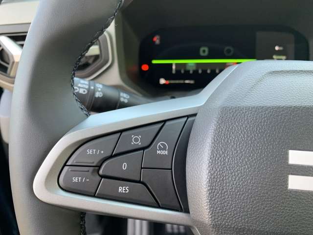 Fahrzeugbild eines Dacia Bigster