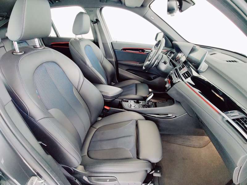 Fahrzeugbild eines BMW X1