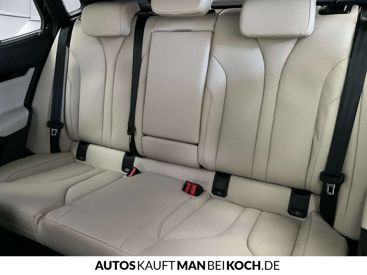 Fahrzeugbild eines Skoda ELROQ