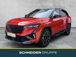 Schräge Frontansicht auf einen Renault Austral , freigestellt