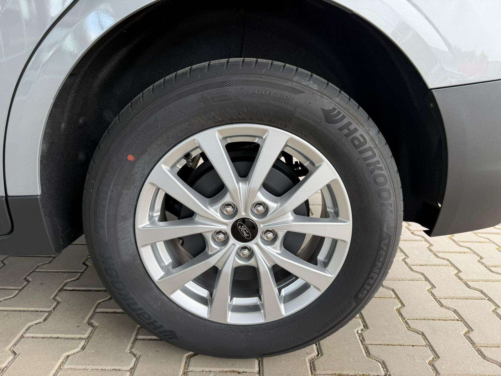 Fahrzeugbild eines Ford Tourneo Courier