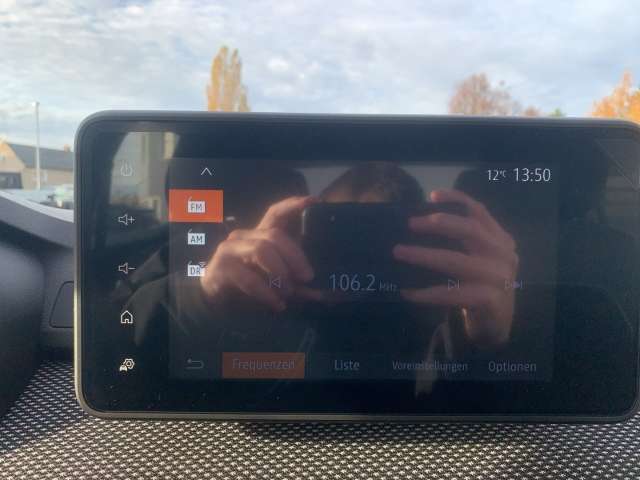 Fahrzeugbild eines Dacia Sandero