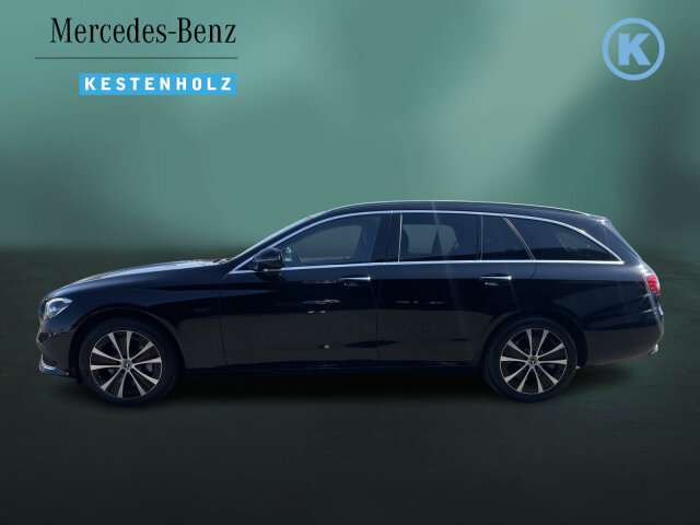 Fahrzeugbild eines Mercedes-Benz E-Klasse