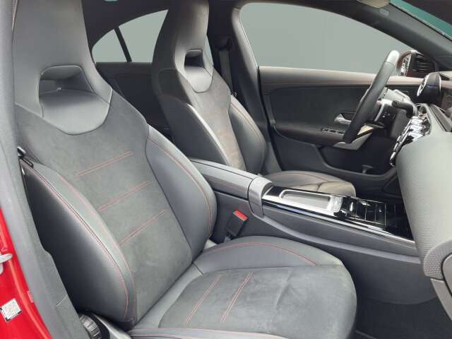 Fahrzeugbild eines Mercedes-Benz CLA