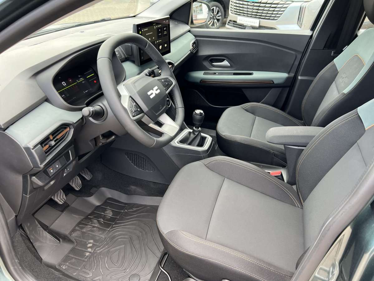 Fahrzeugbild eines Dacia Sandero
