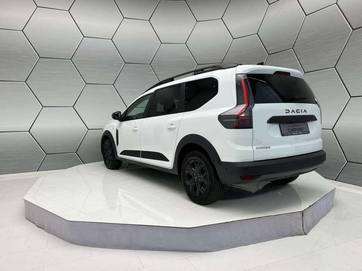 Fahrzeugbild eines Dacia Jogger
