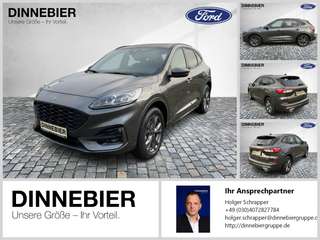 Schräge Frontansicht auf einen Ford Kuga , freigestellt