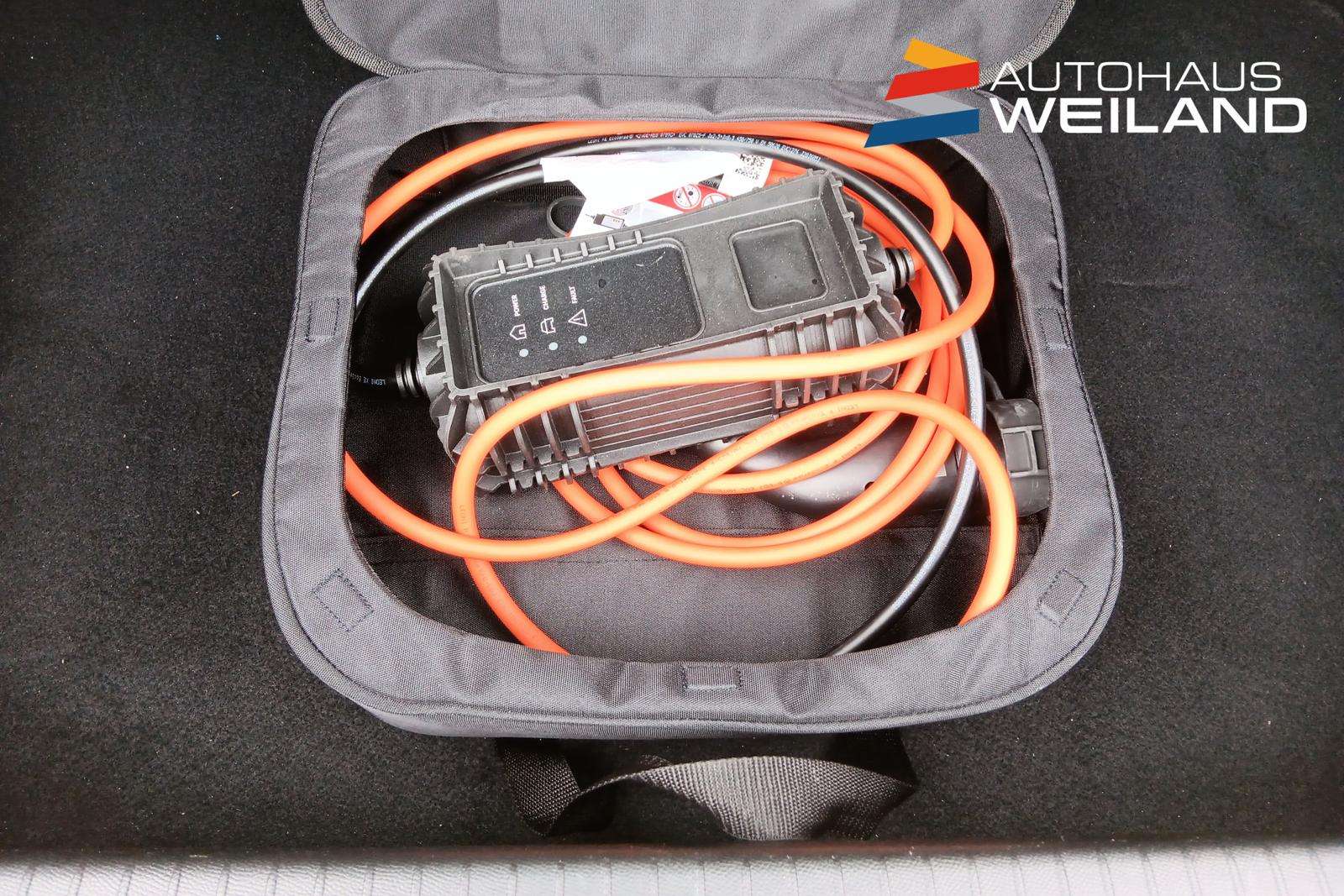 Fahrzeugbild eines Peugeot e-208