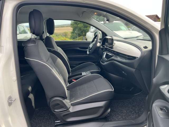 Fahrzeugbild eines Fiat 500