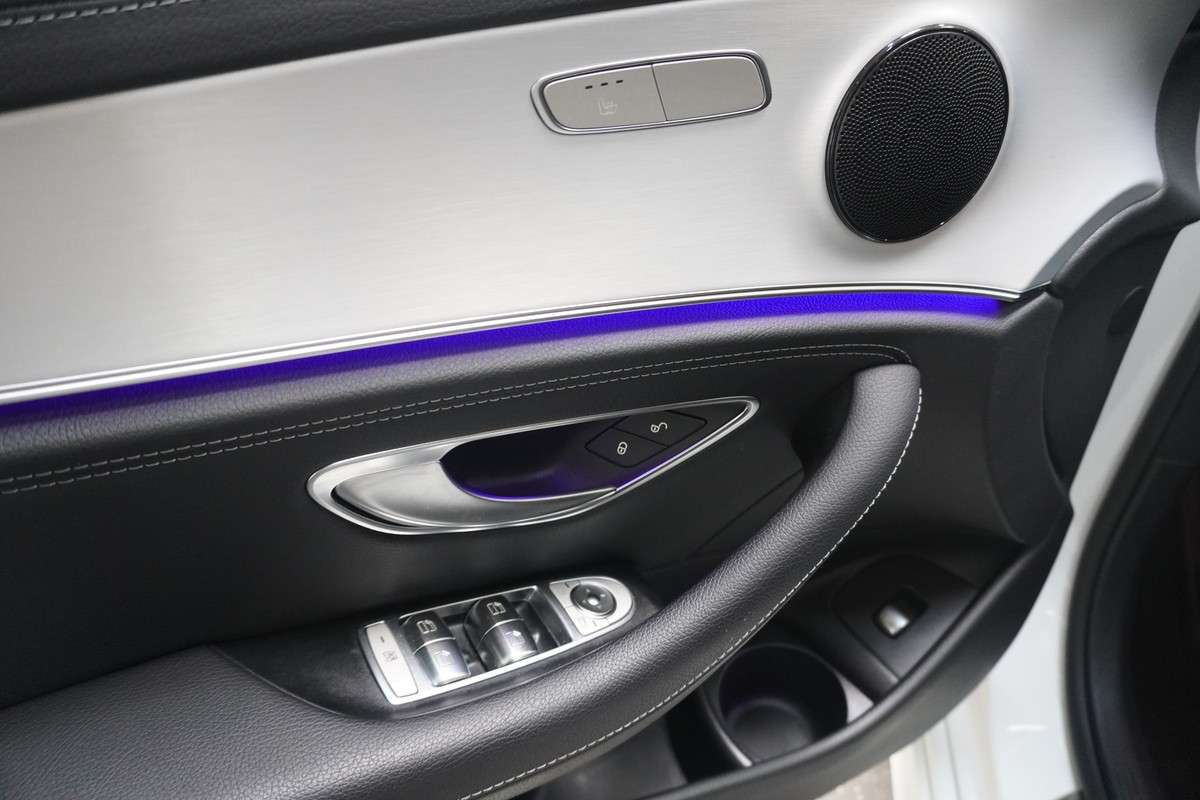 Fahrzeugbild eines Mercedes-Benz E-Klasse