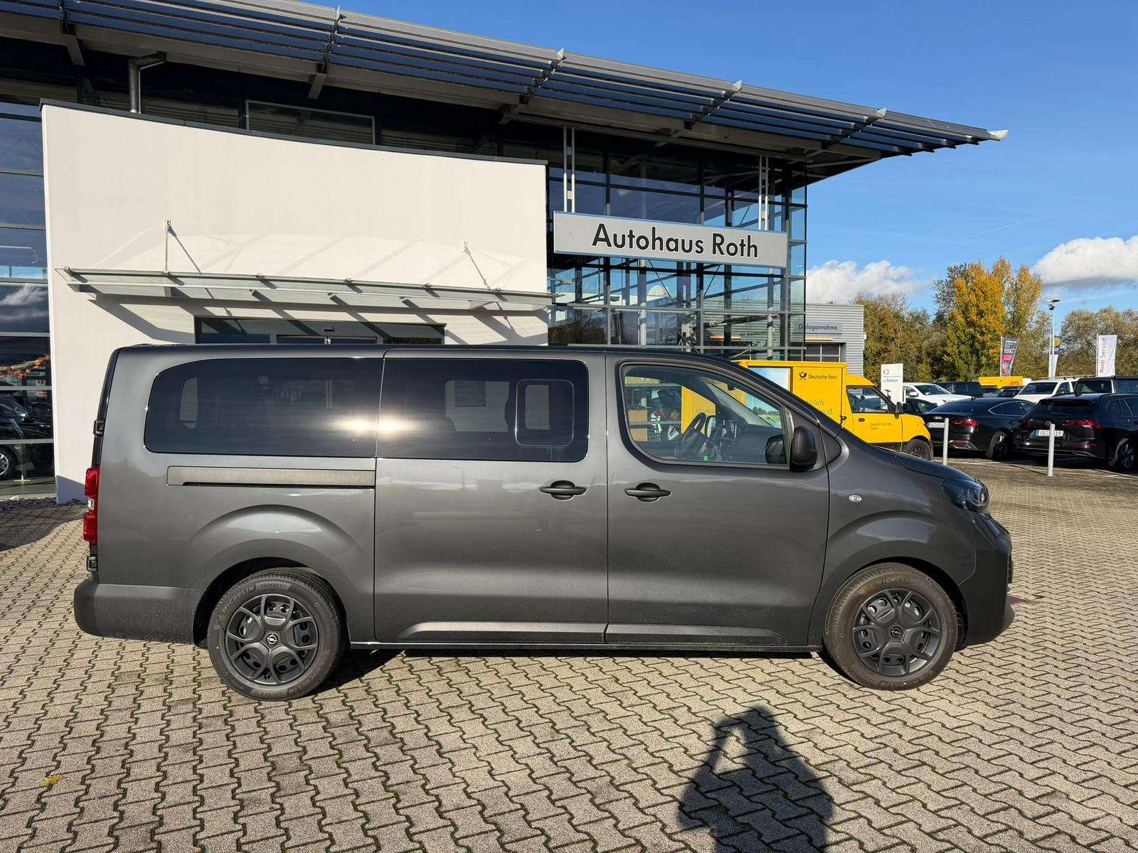 Fahrzeugbild eines Opel Vivaro