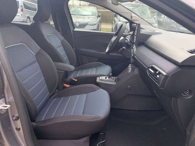 Fahrzeugbild eines Dacia Jogger