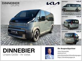 Schräge Frontansicht auf einen Kia PV5 Passenger , freigestellt