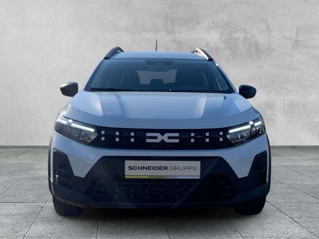Fahrzeugbild eines Dacia Jogger