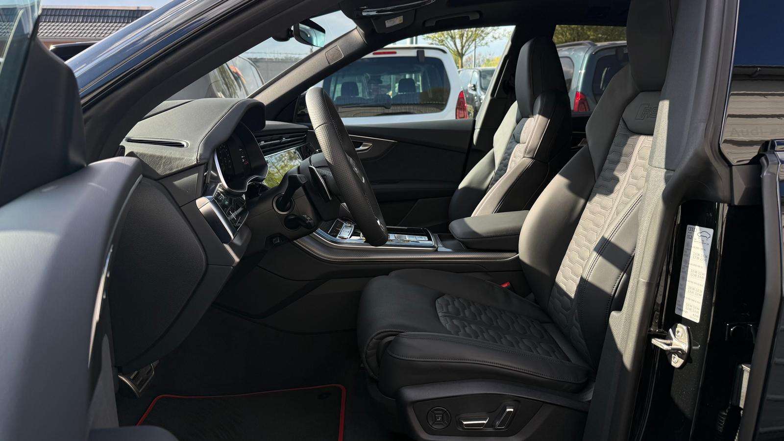 Fahrzeugbild eines Audi RS Q8
