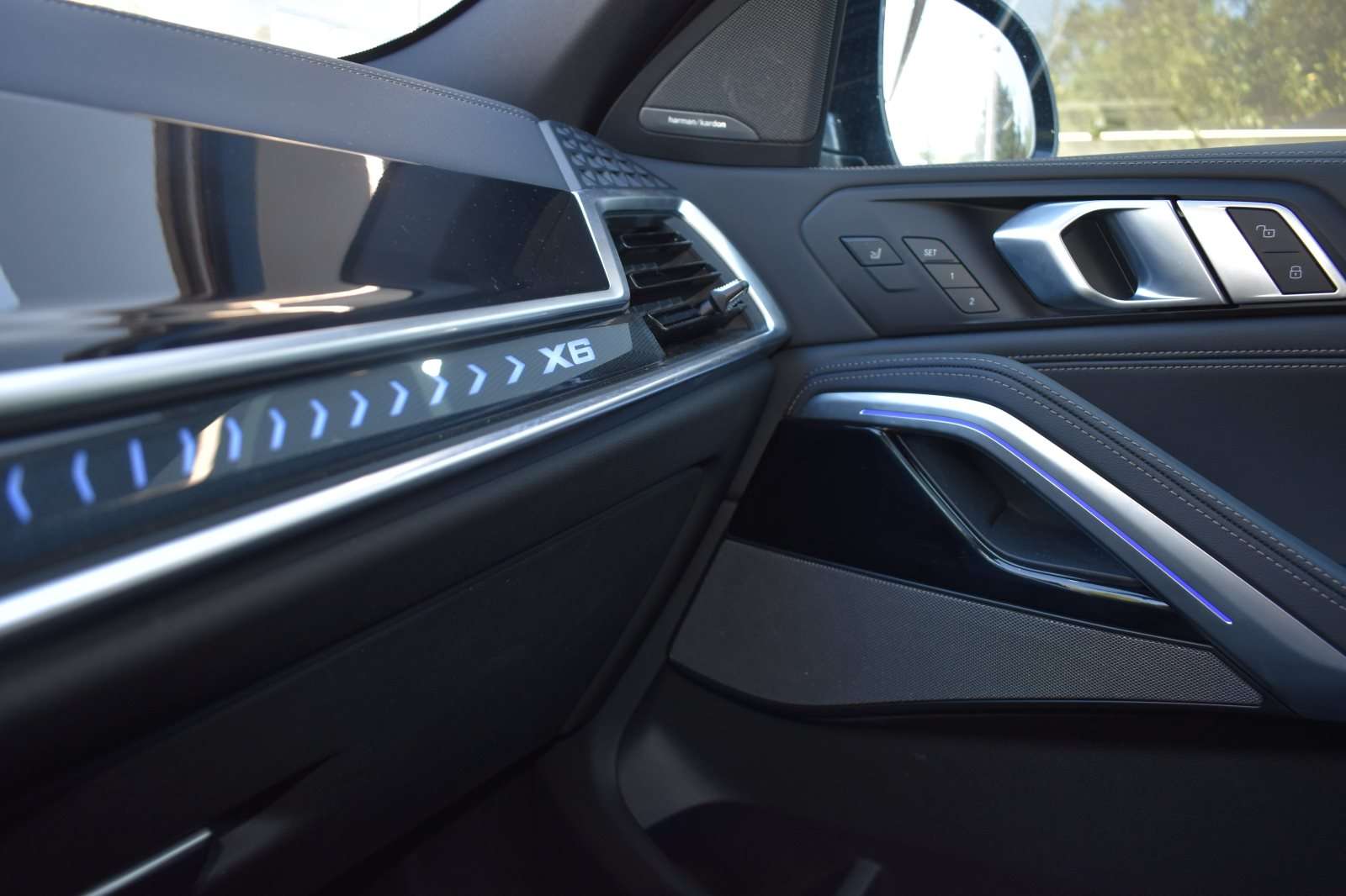 Fahrzeugbild eines BMW X6