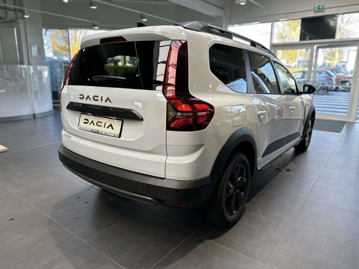 Fahrzeugbild eines Dacia Jogger