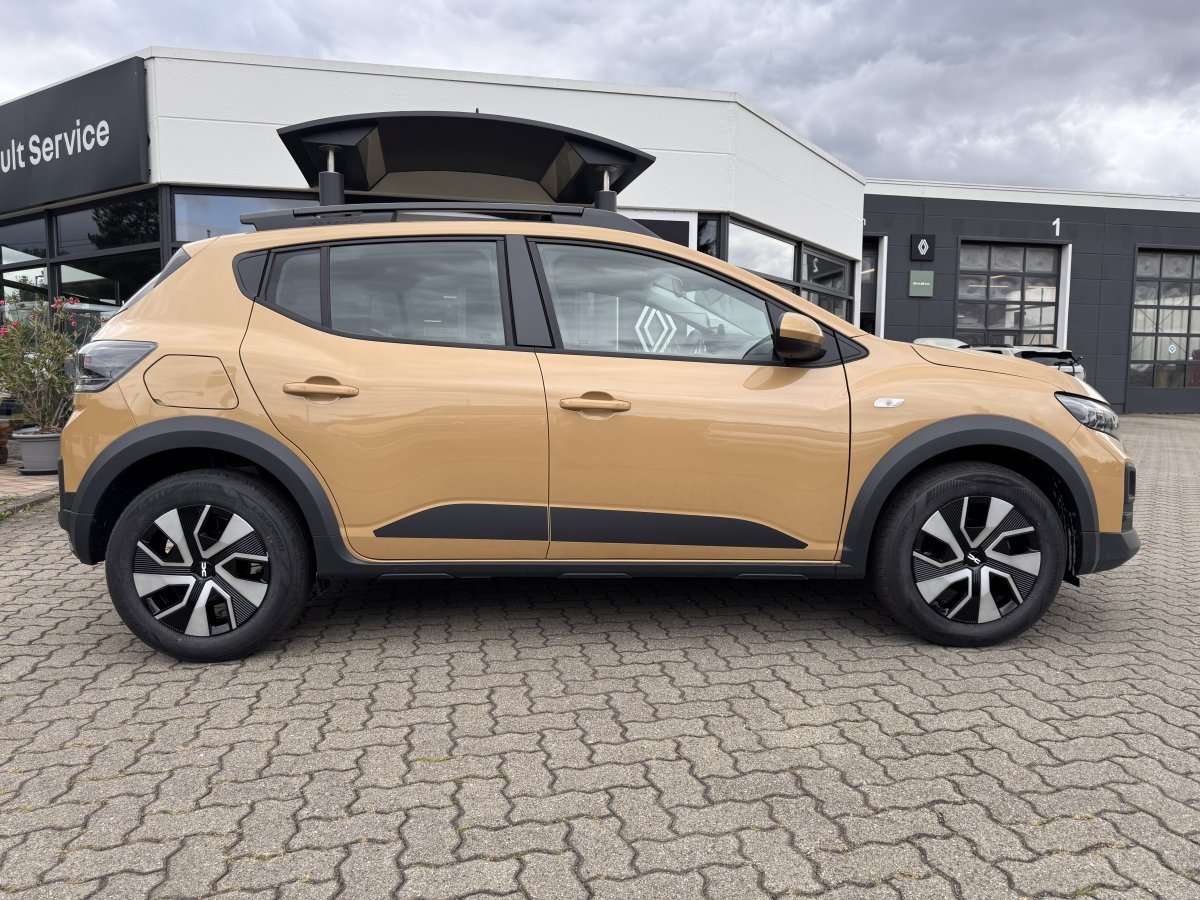 Fahrzeugbild eines Dacia Sandero