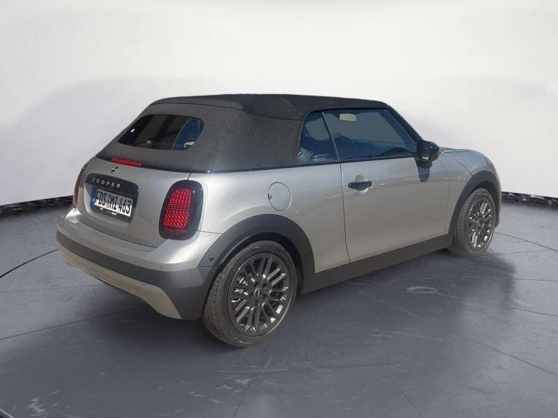 Fahrzeugbild eines MINI COOPER