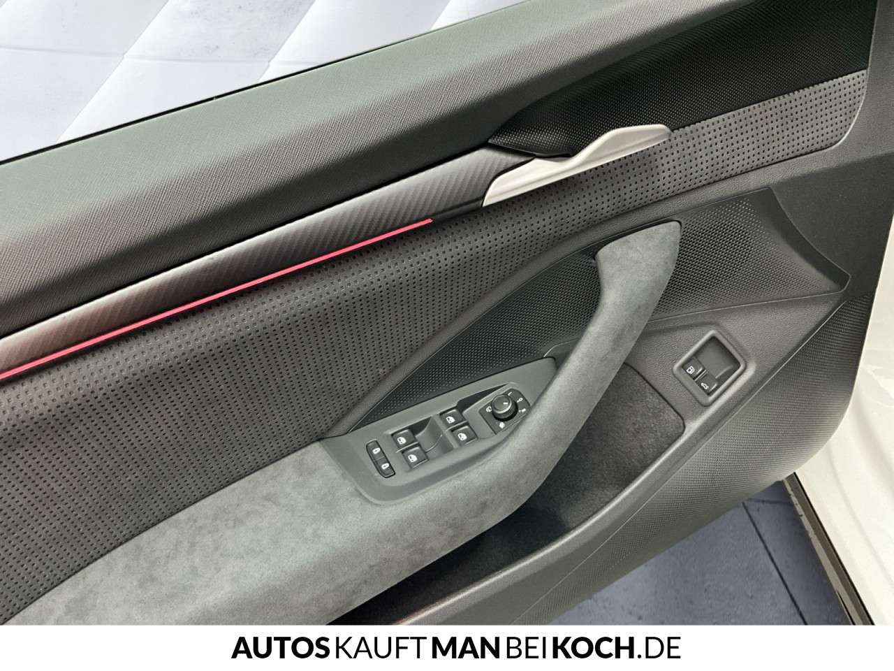 Fahrzeugbild eines Skoda Superb
