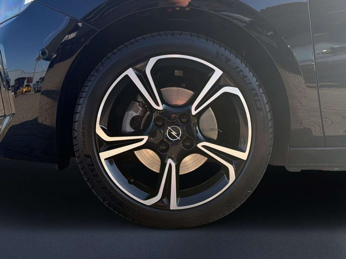 Fahrzeugbild eines Opel Corsa