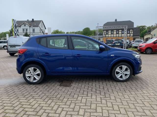Fahrzeugbild eines Dacia Sandero